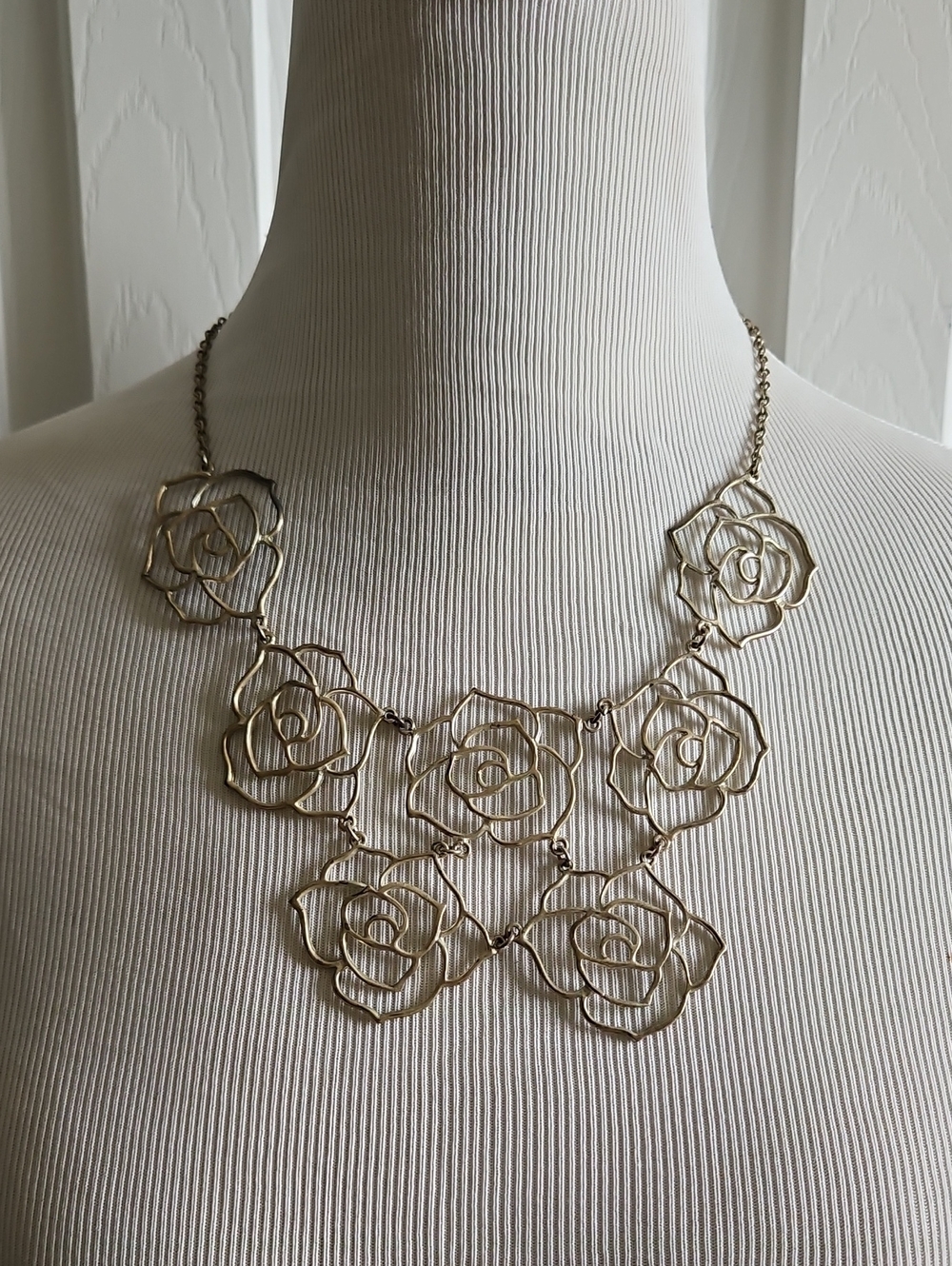 Silver Rose Floral Outline Statement Necklace